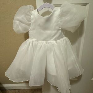 Elegant White Puff Sleeve Flower Girl Dress